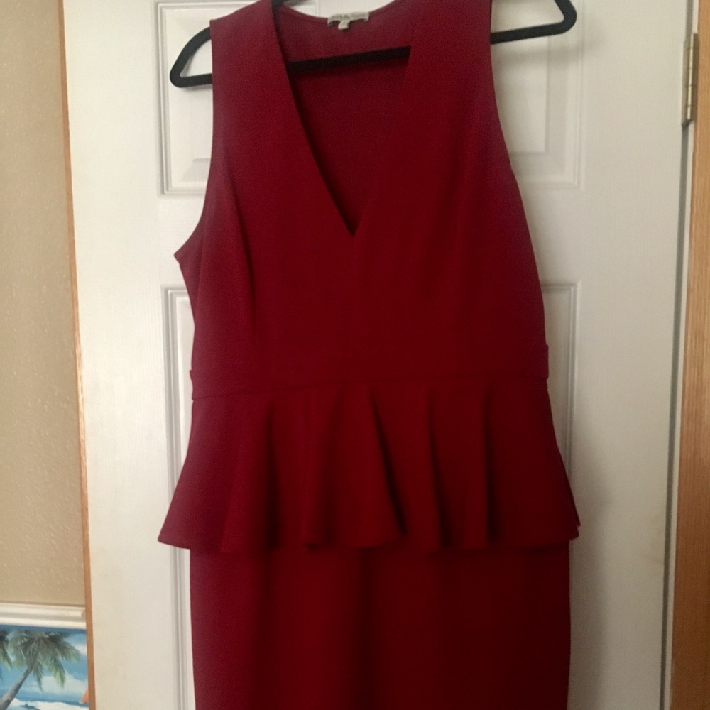 Plus Size (0X) Tank Sleeve Peplum Dress, Burgundy